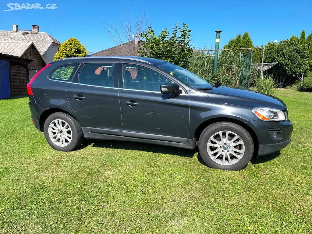 Volvo XC60 T6 AWD - fotka 4