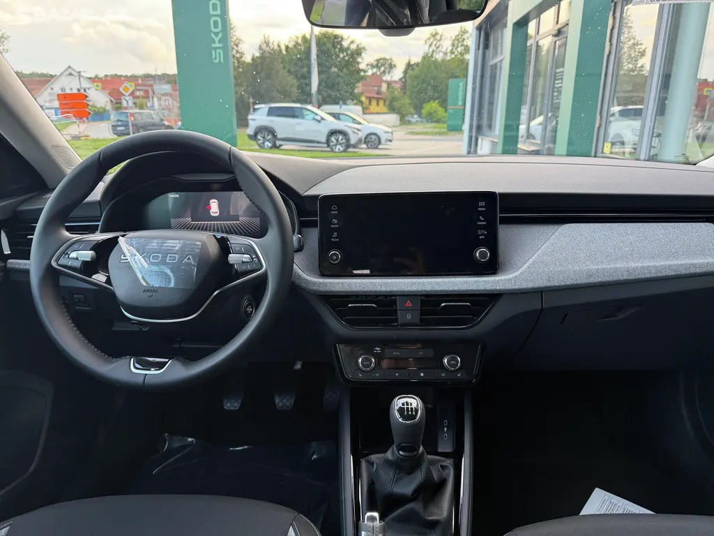 Škoda Kamiq, 1.0 TSI 85 KW Classic - fotka 3