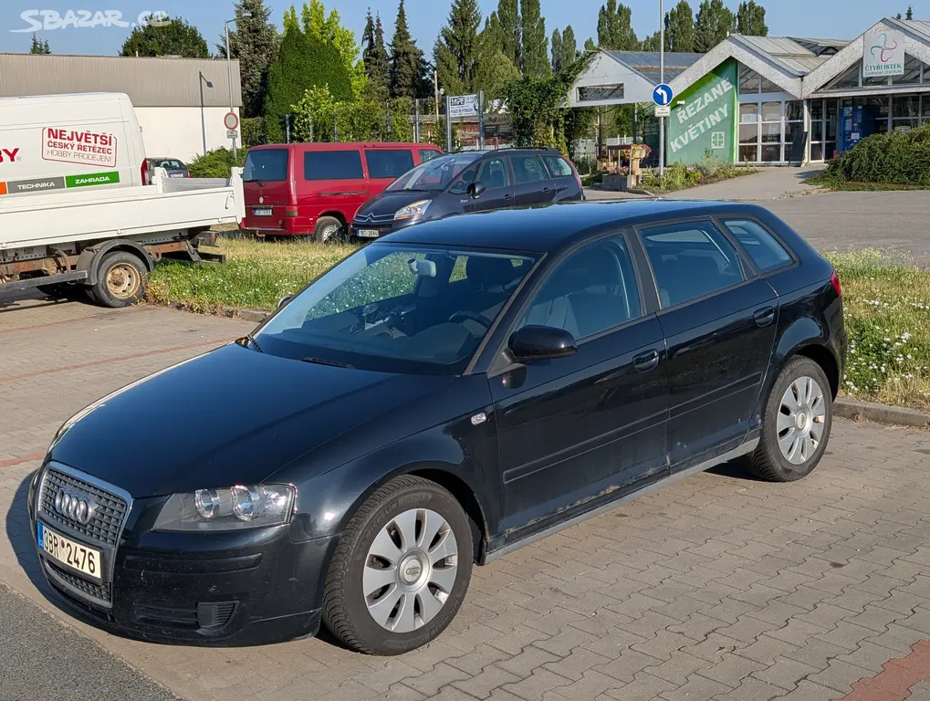 Audi A3 1.9TDi 77kW Sportback z roku 2006 - fotka 2