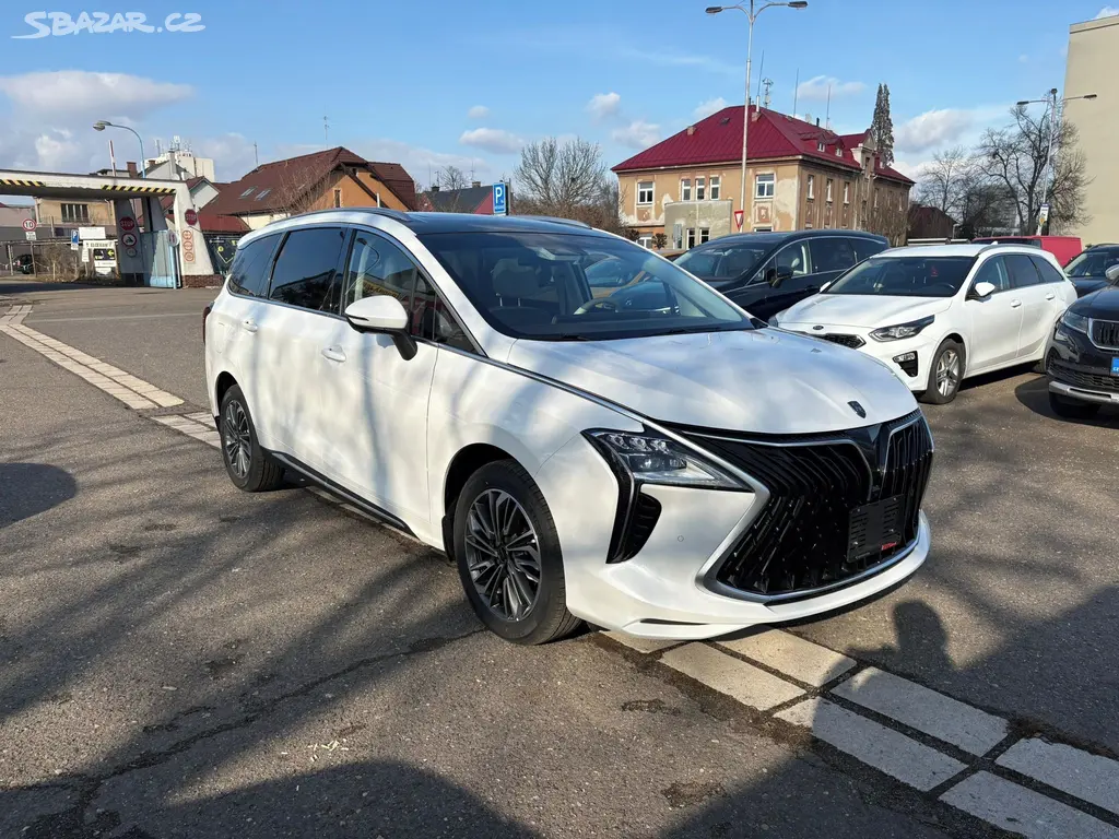 Dongfeng U-Tour, 1.5T 7DTC Exclusive FR URBAN - fotka 2