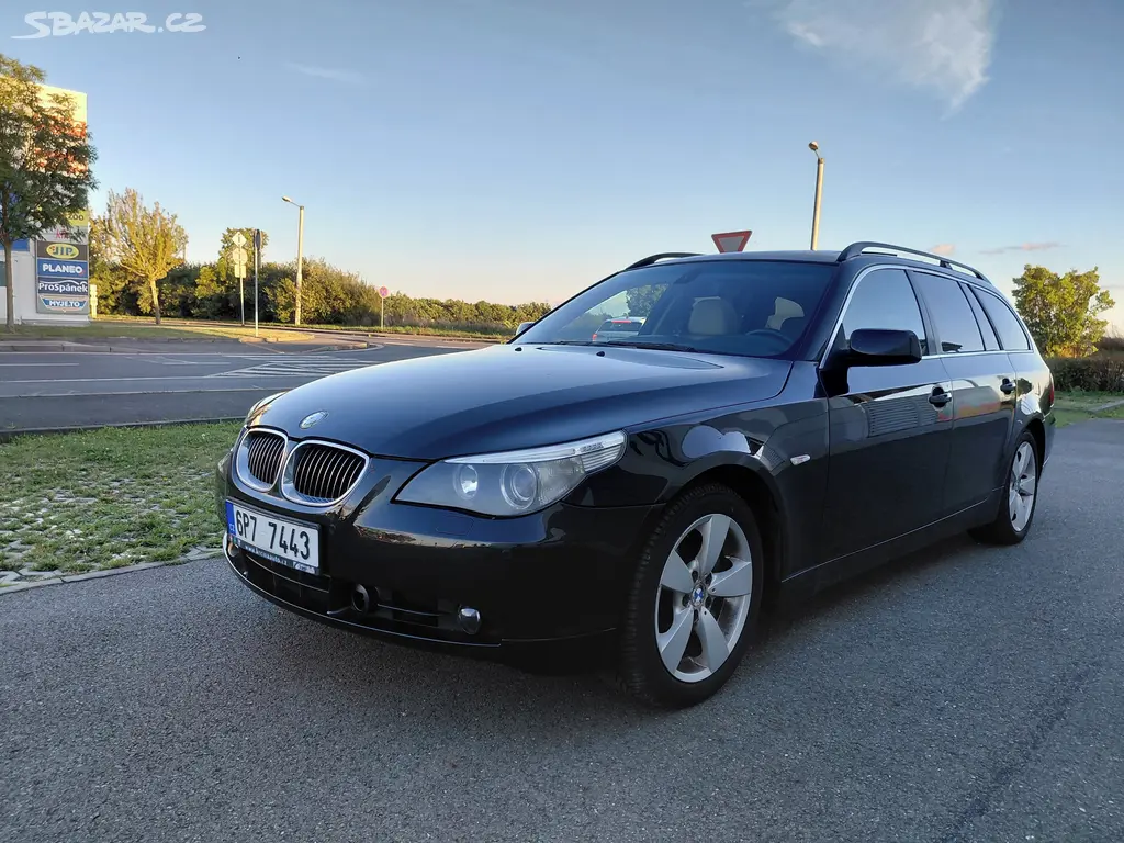 BMW Řada 5, 530XI 190KW 4x4 2.MAJ,KÚŽE - fotka 3
