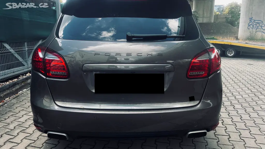 Porsche Cayenne S Hybrid 3,0i 245KW 2012 CZ - fotka 3