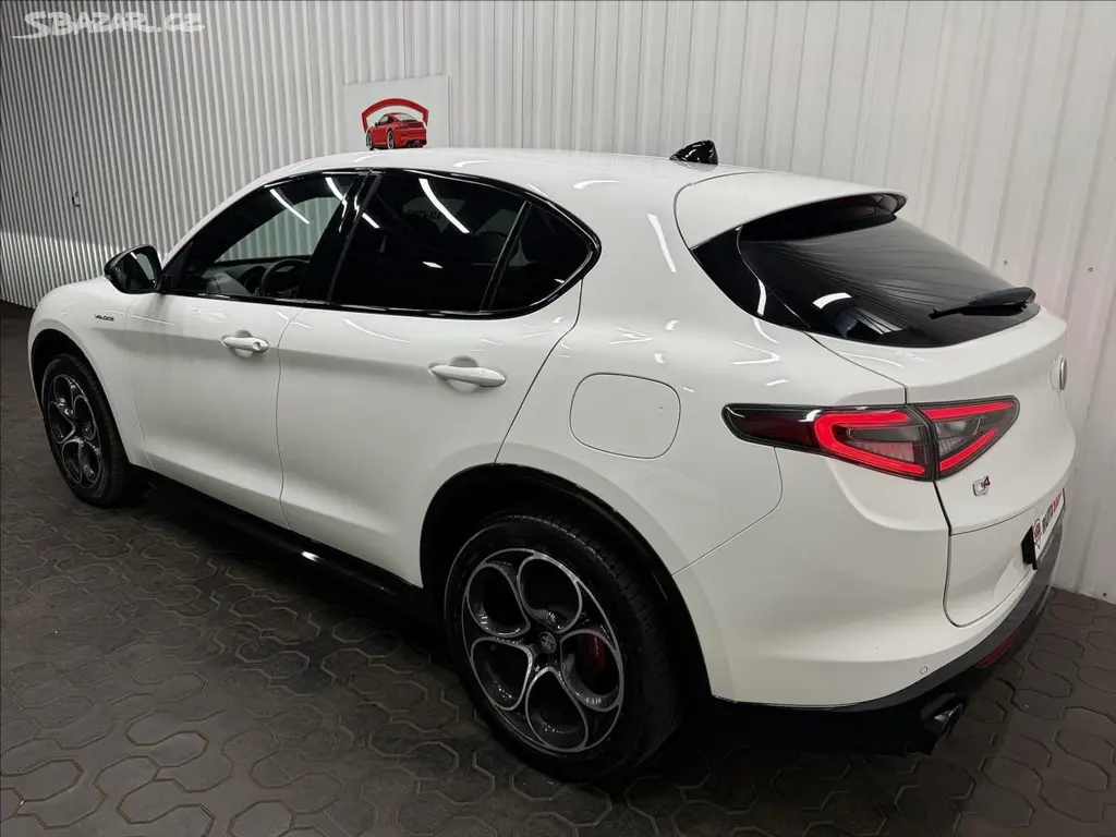 Alfa Romeo Stelvio, VELOCE 154kW Q4 TAŽNÉ MATRIX - fotka 6