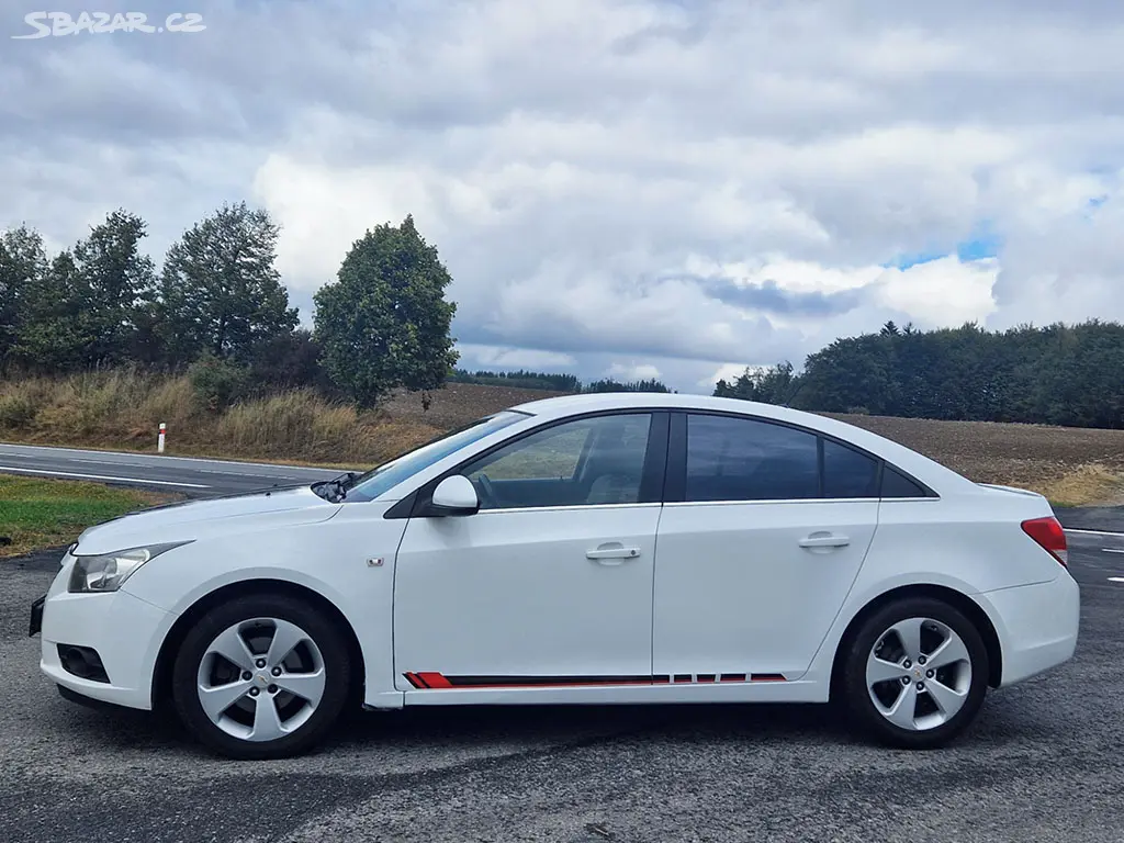 Chevrolet Cruze 2.0 TDCi - fotka 5