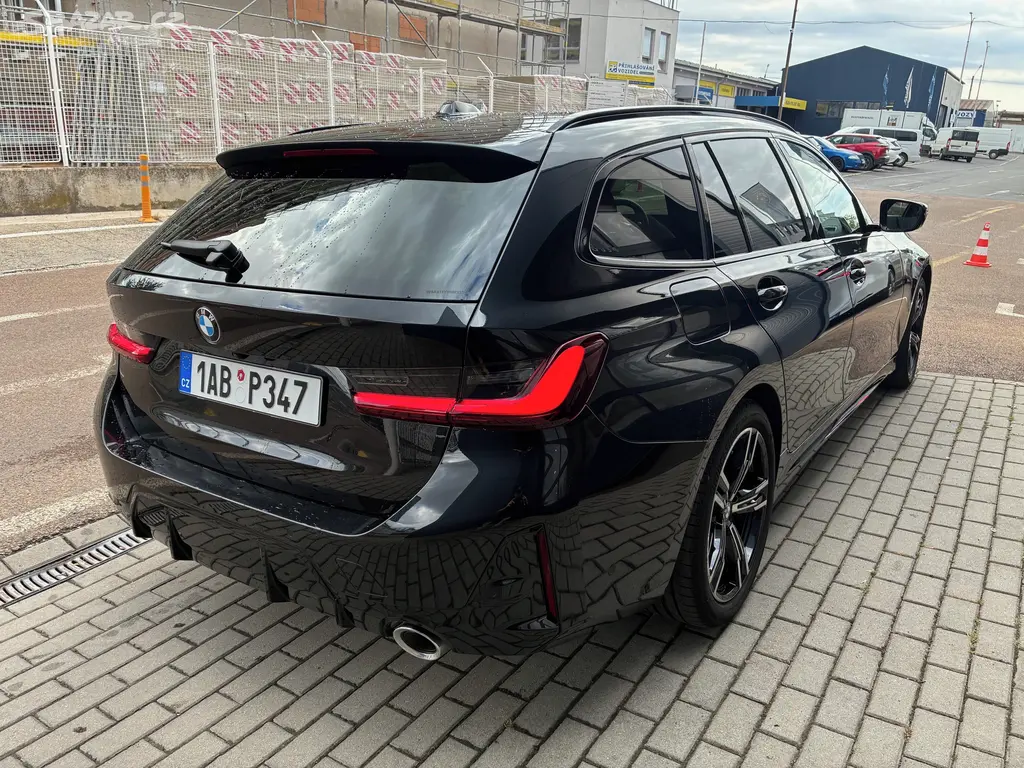BMW Řada 3, 320i M paket TouringTOP stav - fotka 5