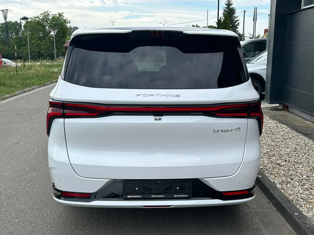 Dongfeng U-Tour, V9 HEV - fotka 6