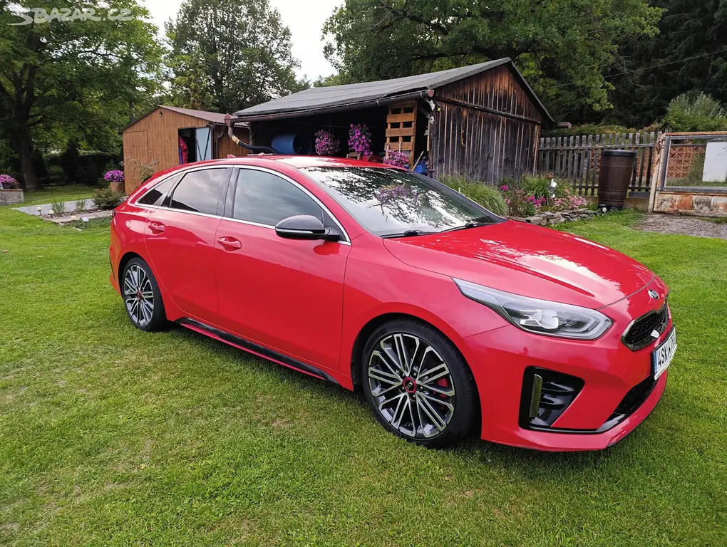 Kia ProCeed 1,6 T-GDI ,GT,6 st. manuál, NOVÝ MOTOR - fotka 4