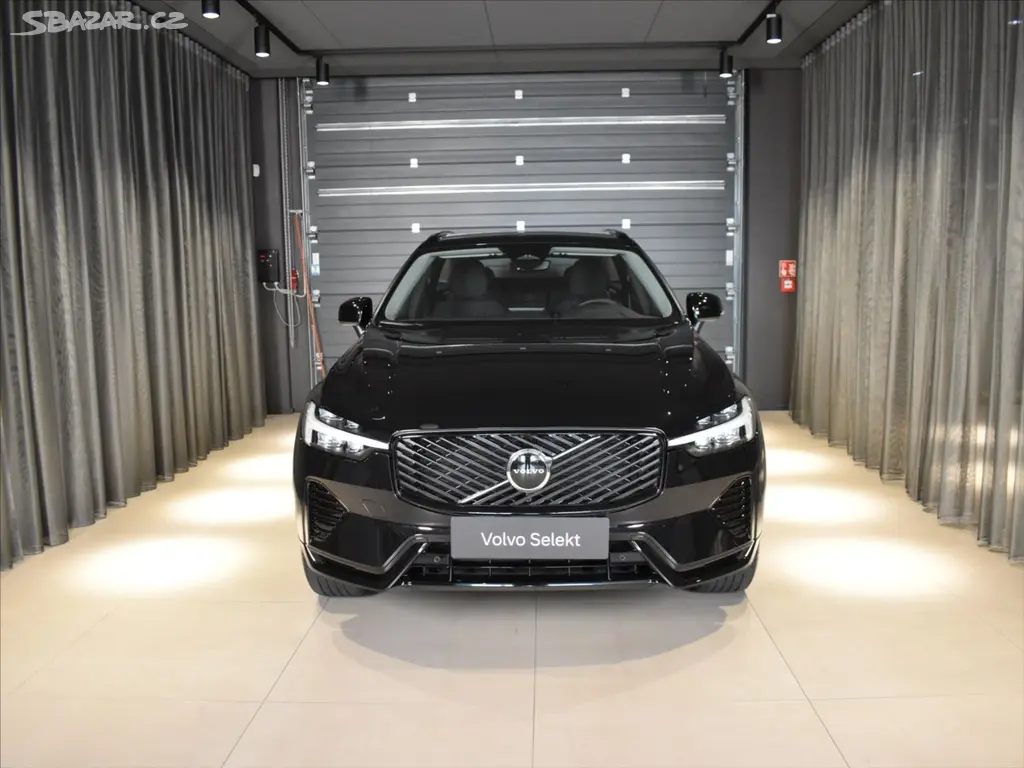 Volvo XC60, 2,0 B5 AWD Plus BLIS,Bezklíč - fotka 6