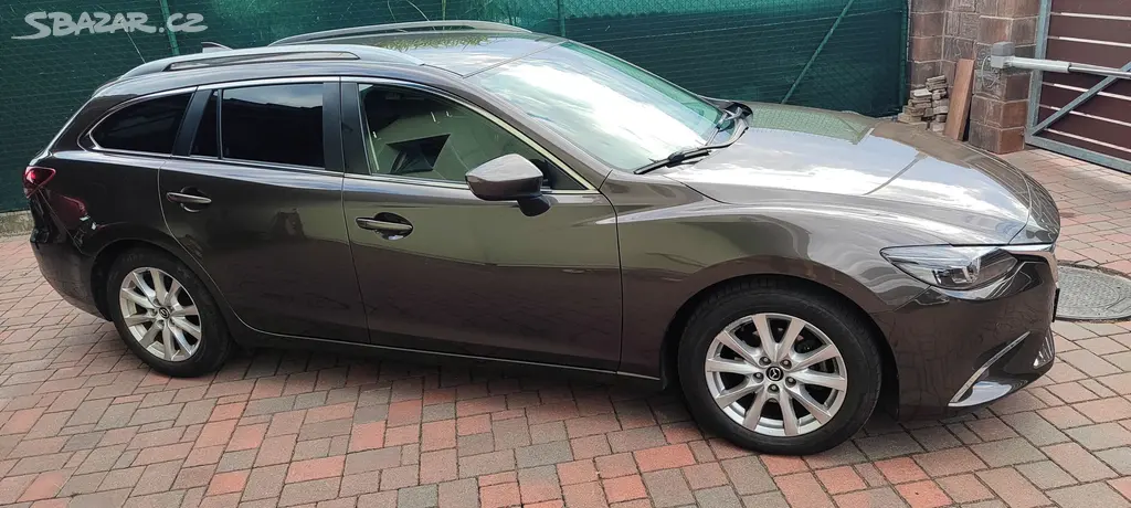 Mazda 6 Wagon 2.2D SKYACTIV AWD pouze 66 tis.km ČR - fotka 4