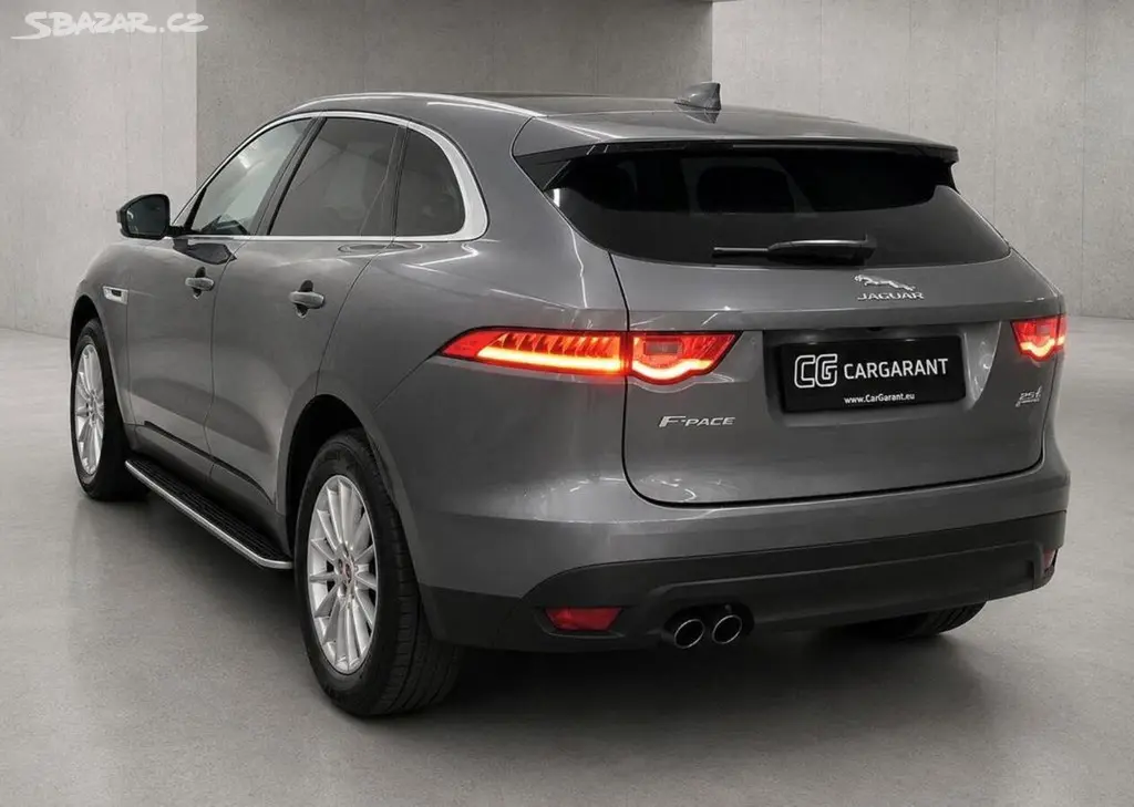 Jaguar F-Pace 2.0D 132KW,4x4,AWD,PRESTIG,DPH - fotka 3