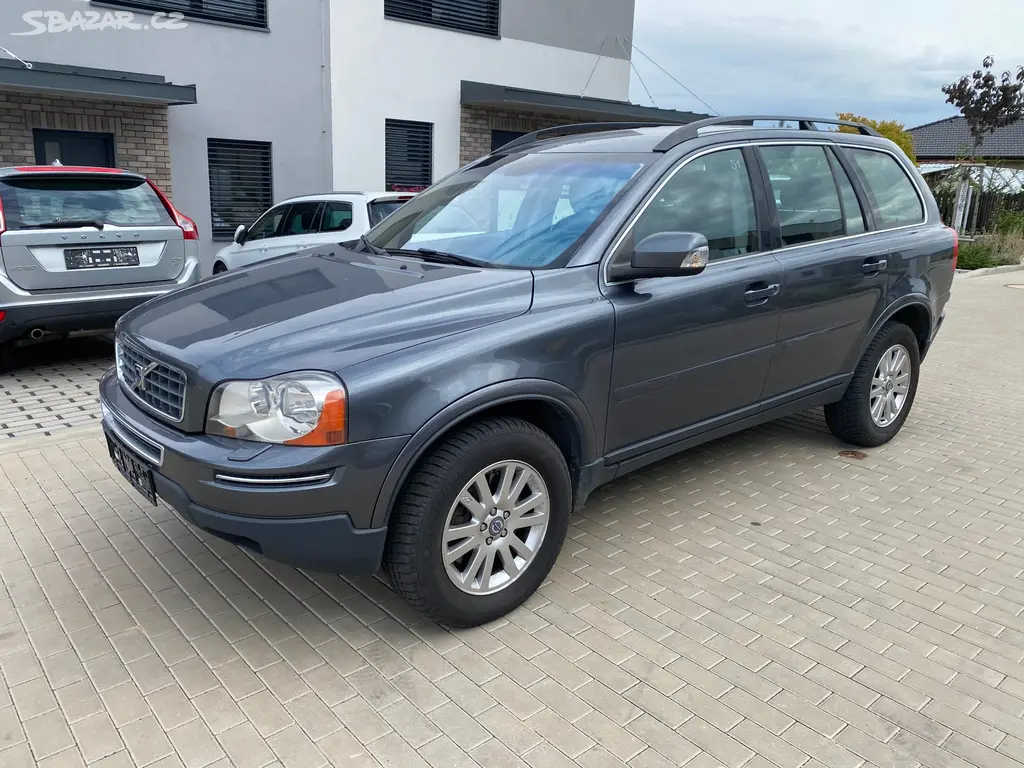 Volvo XC90 2.4D, 136 kW, r. 2008, tažné, nová STK