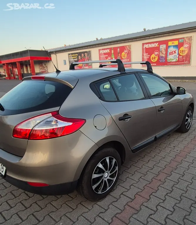 Renault megane 3 - fotka 3