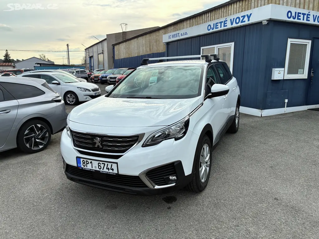 Peugeot 5008, 1,2 PureTech active130k 7míst - fotka 2