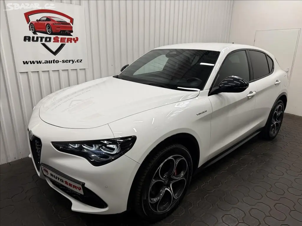 Alfa Romeo Stelvio, VELOCE 154kW Q4 TAŽNÉ MATRIX - fotka 2