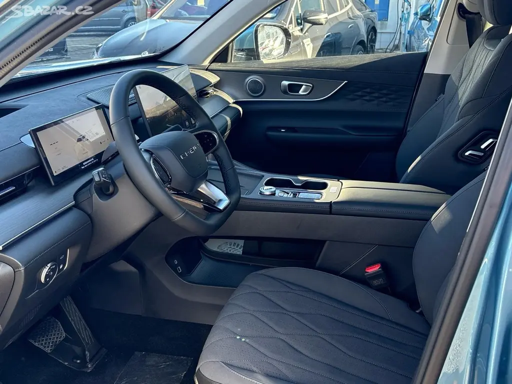 Chery Tiggo 8 PHEV, 1.5 UNIQUE - fotka 6