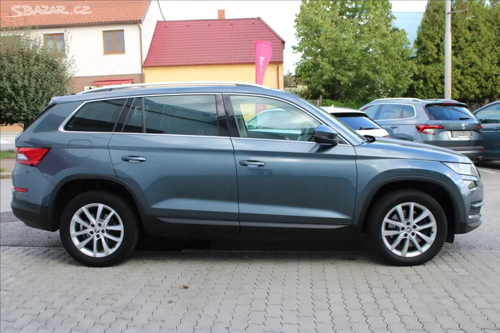 Škoda Kodiaq, 2,0 TDI 4x4 Style, 7-míst - fotka 3