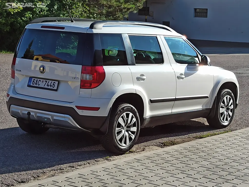ŠKODA YETI 2.0 TDi OUTDOOR - 3/2017 - ČR - DPH - fotka 3