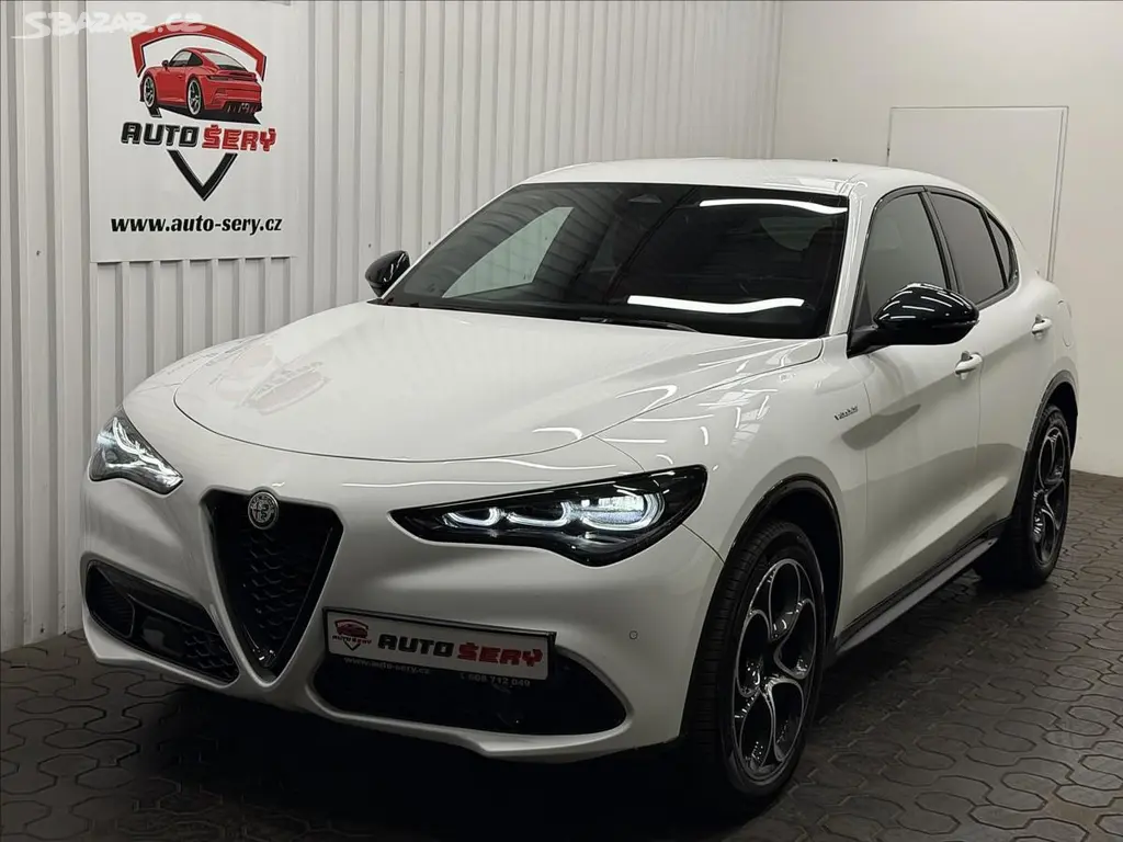 Alfa Romeo Stelvio, VELOCE 154kW Q4 TAŽNÉ MATRIX