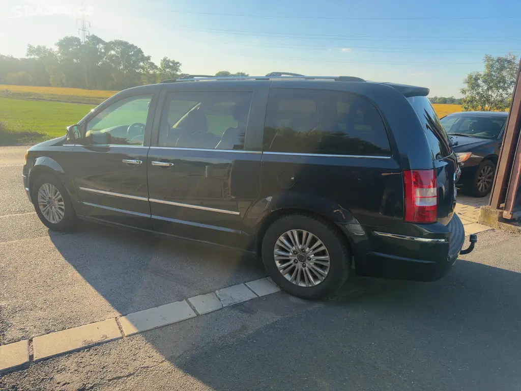 Chrysler Grand Voyager 3,8 V6 LPG Limited 2008 - fotka 3