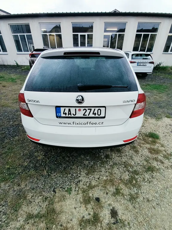 Škoda Rapid Spaceback 1.2 TSI 63 kW, r. 2014 - fotka 6