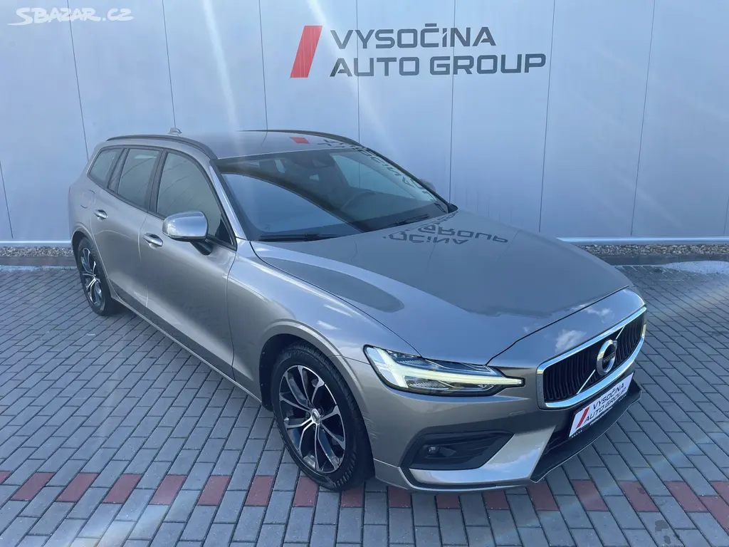 Volvo V60, D3 MOMENTUM Aut.