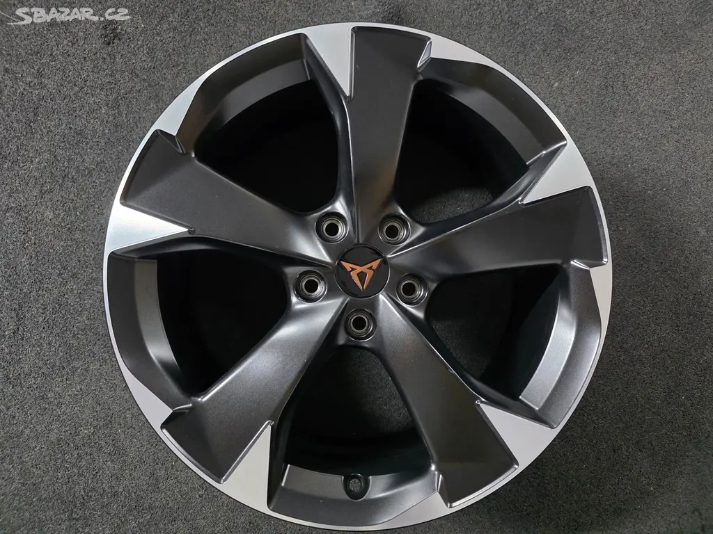 Seat Cupra Leon KL Alu kolo 18 5FA601025H Originál