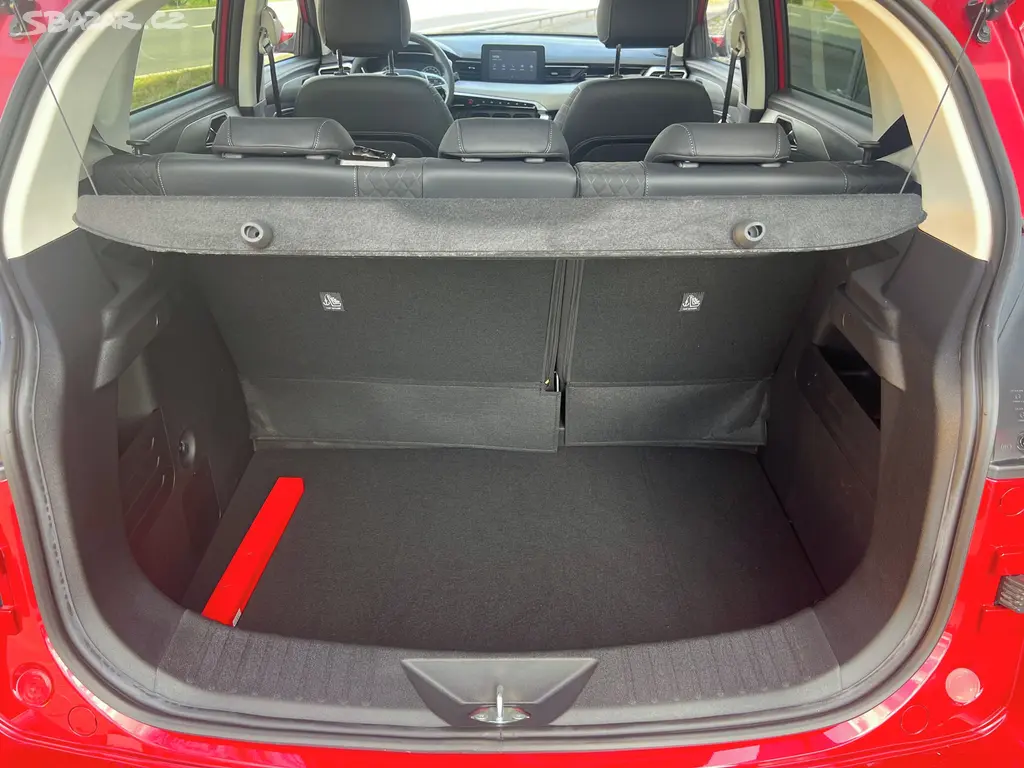 BAIC X35, 1.5 Turbo 100kW PŘEDVÁDĚCCÍ VŮ - fotka 5