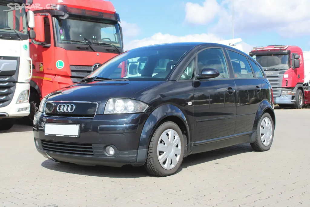Audi A2, 1,4i 55kw, aut.klima, PANO