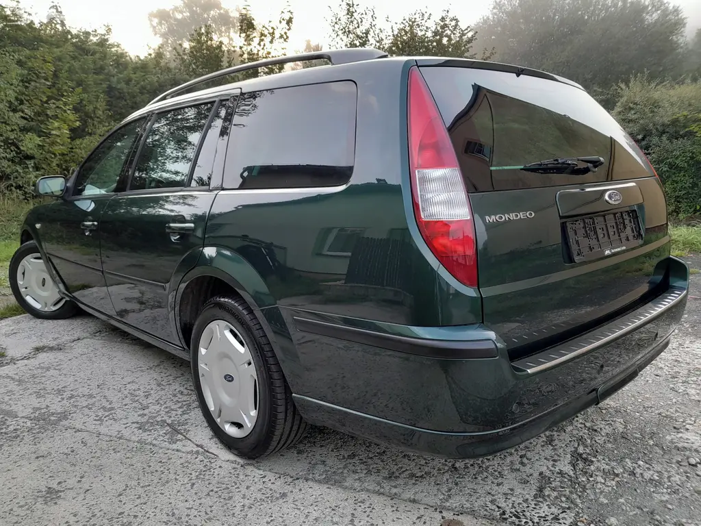 Ford Mondeo 1.8i 92kW r. 2005 naj.239tis. NOVÁ STK - fotka 4