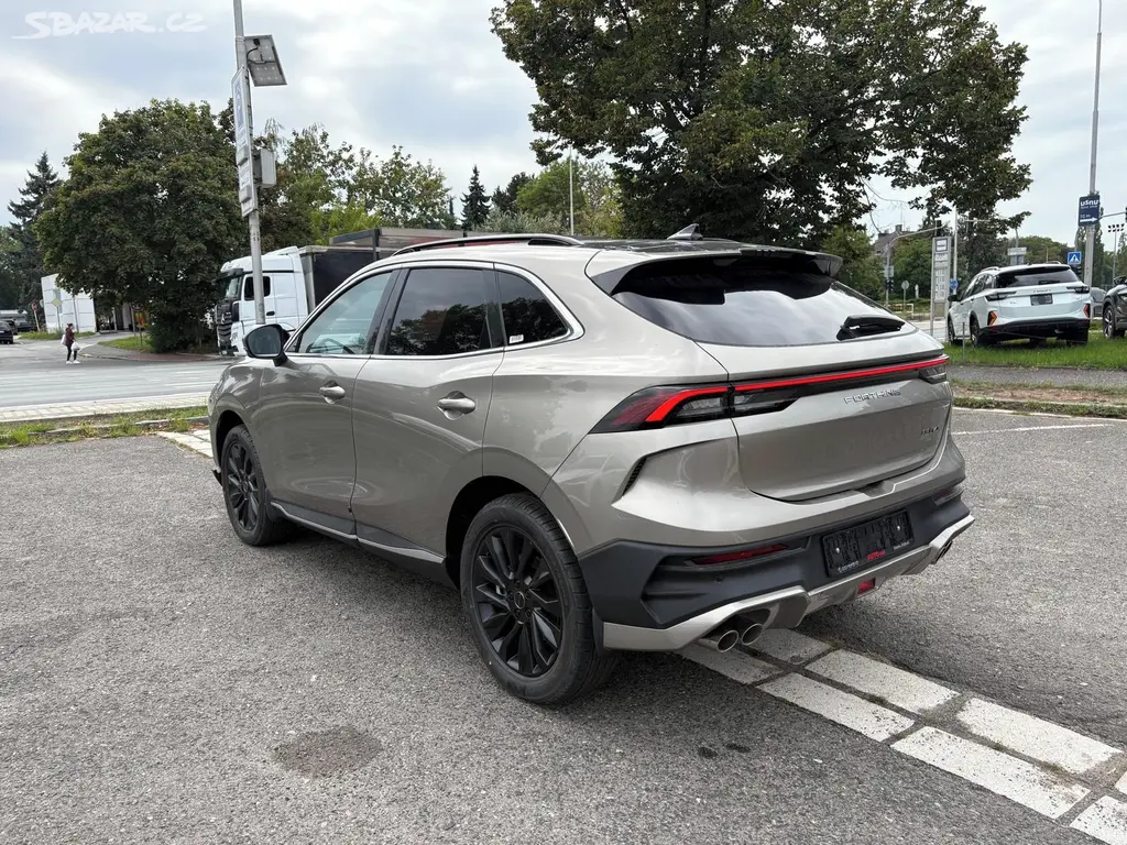 Dongfeng T5 EVO, 1.5T 7DTC DRAGON E. URBA EDGE - fotka 4
