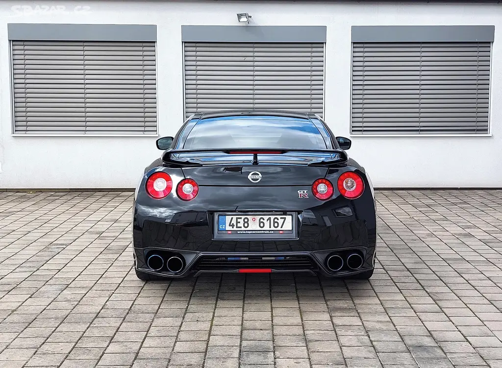 Nissan GT-R, 3.8, 404 kW, 4×4, 1. majitel - fotka 6