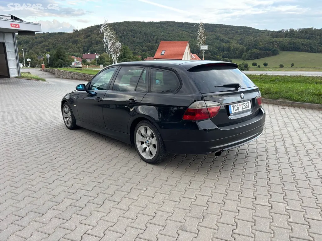 Bmw E91 320D 120Kw - fotka 2