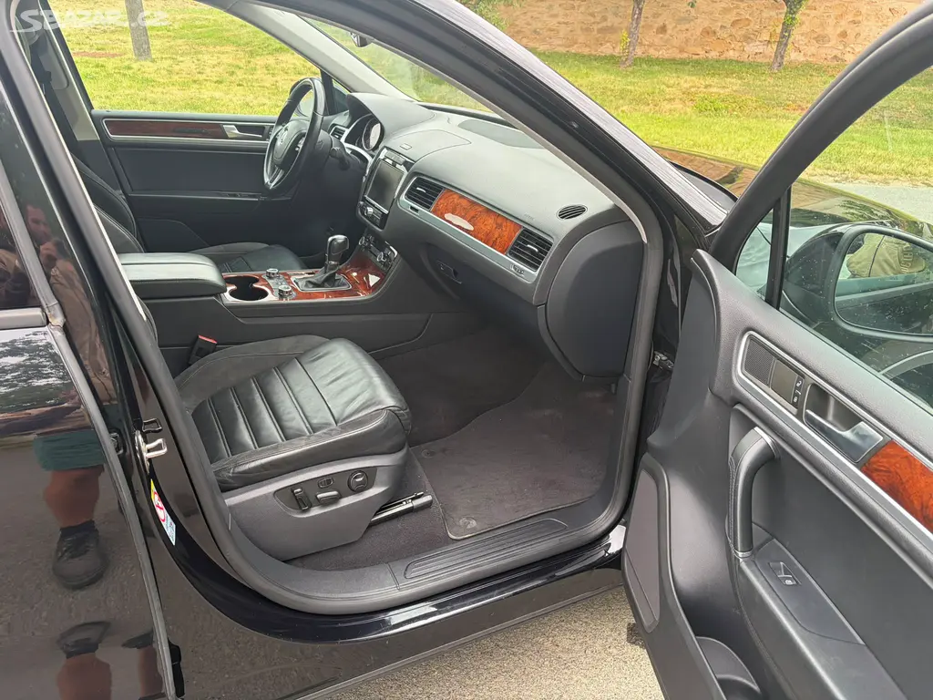 Volkswagen Touareg, 3.0TDI180kW/4x4/VZDUCH/WEBASTO - fotka 6