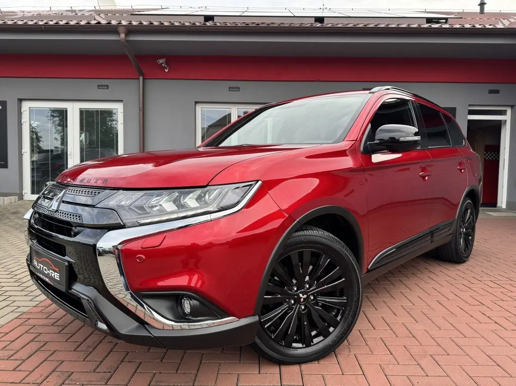 Mitsubishi Outlander, 2.0i Automat SpiritPlus LED - fotka 4