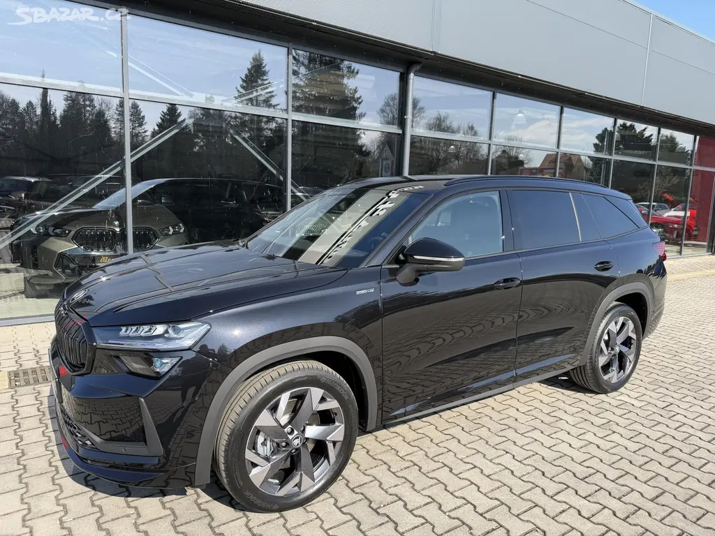 Škoda Kodiaq, 2.0TDI 142kW 4X4 SPORT R19 CZ! - fotka 3