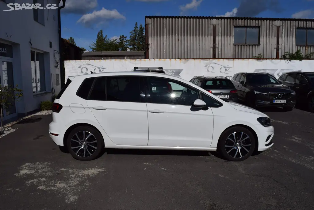 Volkswagen Golf Sportsvan, 1.5TSI 96kw EVO 130 TAŽNÉ APP - fotka 6