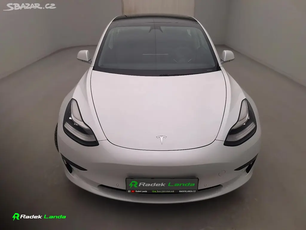 Tesla Model 3, Standard Range Plus | 225 kW - fotka 5