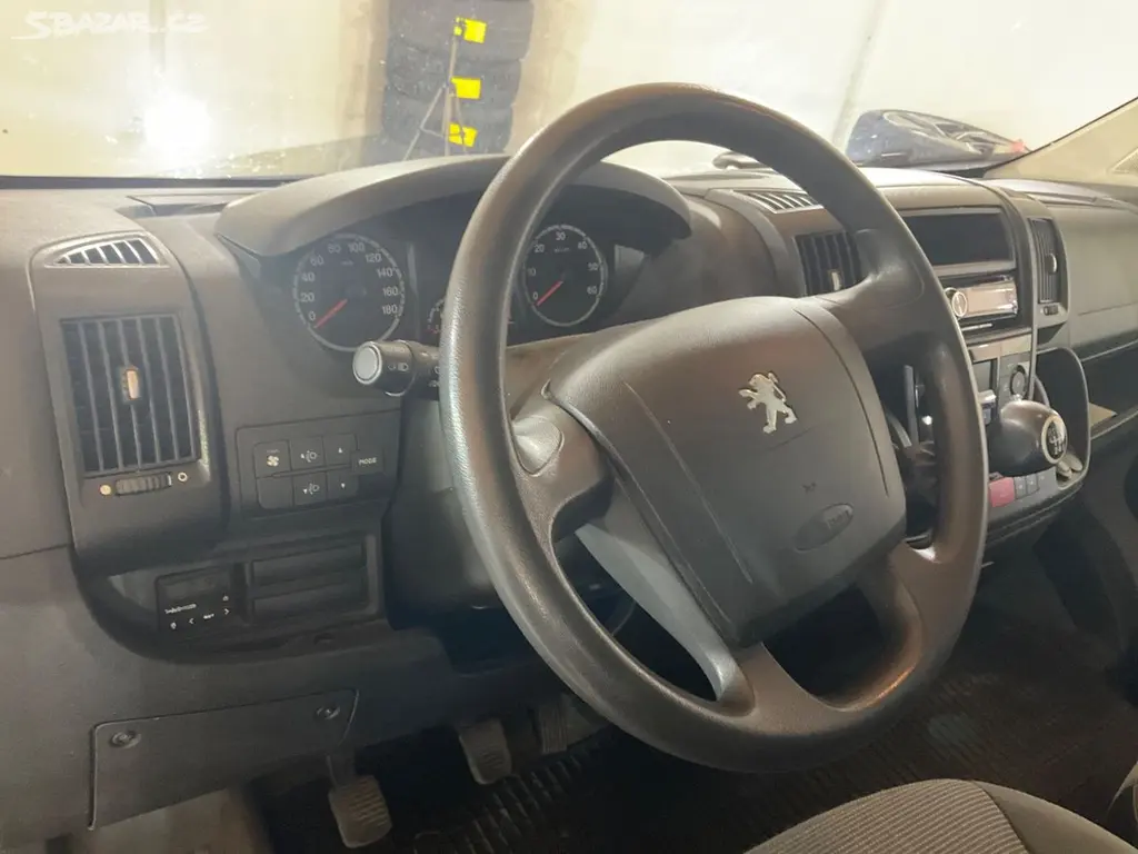 Peugeot Boxer 2.2 HDI 96kW,Tažné,9.Míst,Webasto. - fotka 4