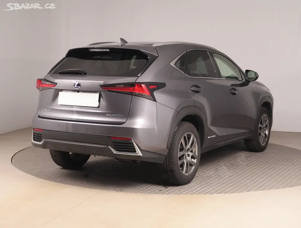 Lexus NX 300h, 300h, Style Edition, 4X4 - fotka 5