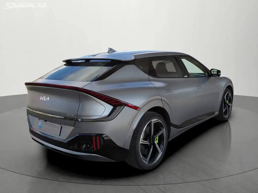 Kia EV6, GT 4x4 430kW 77,4kWh SoH 95,5% - fotka 4