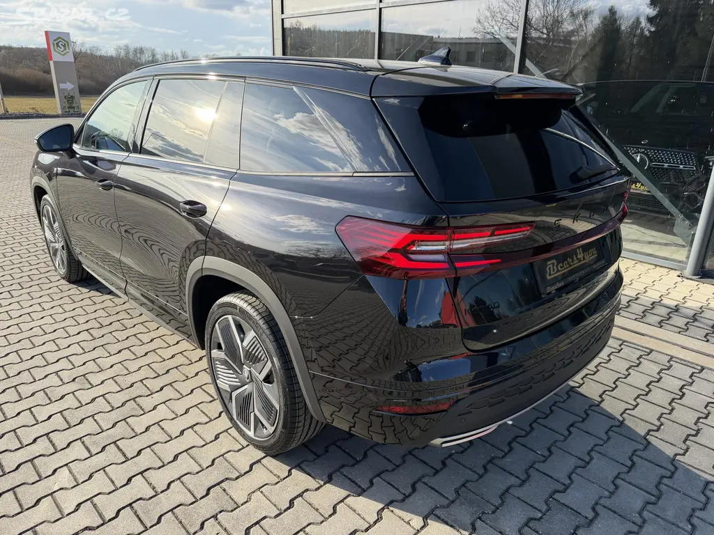 Škoda Kodiaq, 2.0TDI 142kW 4X4 SPORT TZ CZ!! - fotka 5