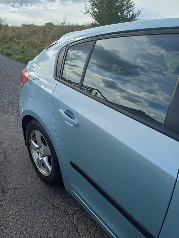 Chevrolet Cruze - fotka 2