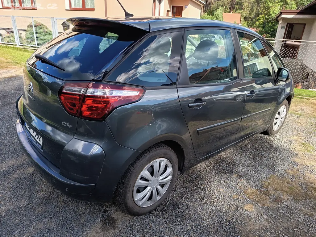 Citroën C4 Picasso, 1,6 HDI 82 KW - fotka 4