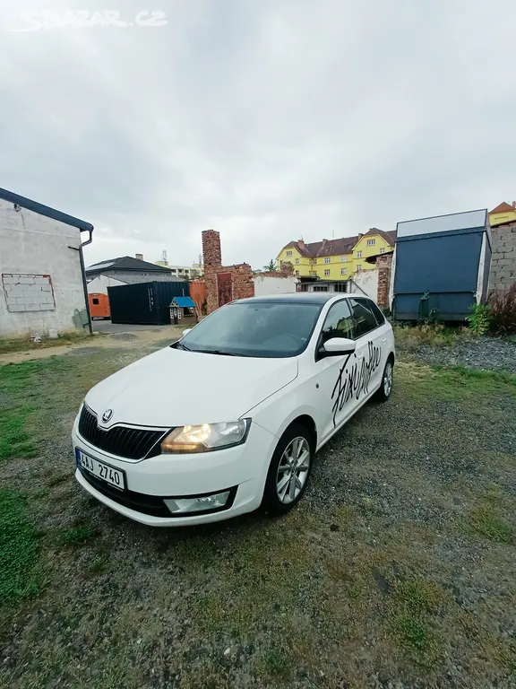 Škoda Rapid Spaceback 1.2 TSI 63 kW, r. 2014 - fotka 2