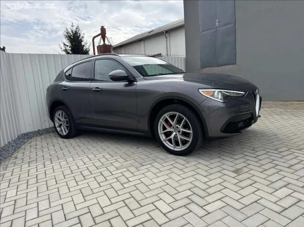Alfa Romeo Stelvio, 2,0 T 206kW Q4 AT8 ZF 4X4