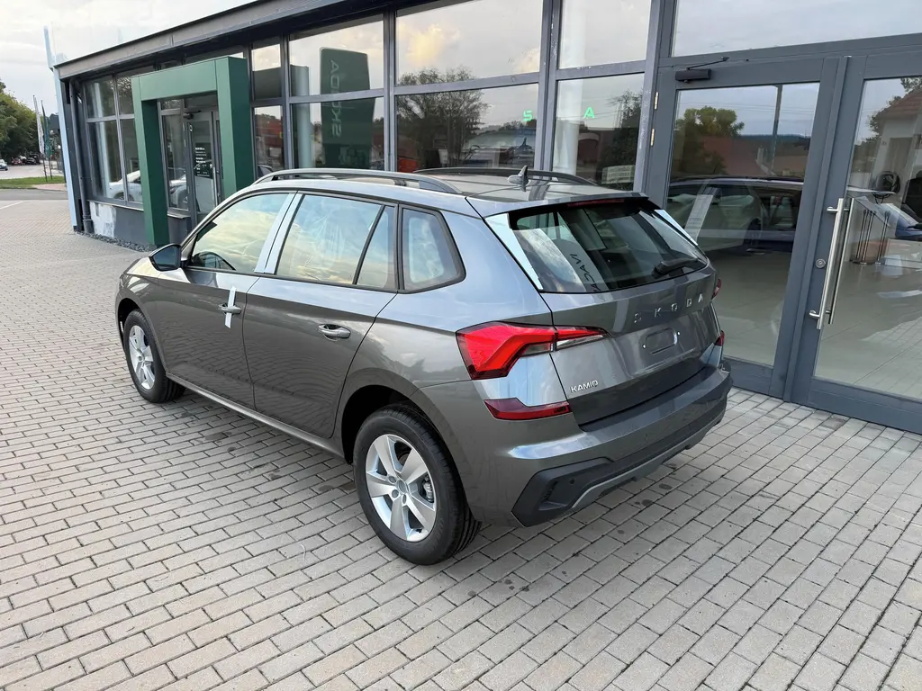 Škoda Kamiq, 1.0 TSI 85 KW Classic - fotka 2