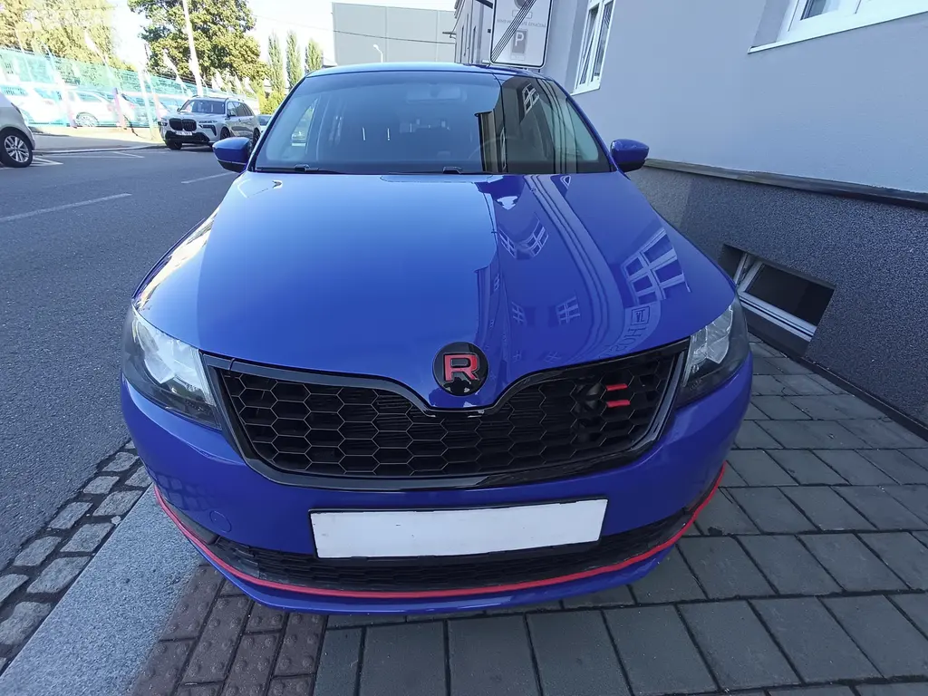 ŠKODA Rapid Spaceback 1,0iTSi Ambition 89KW ČR - fotka 2