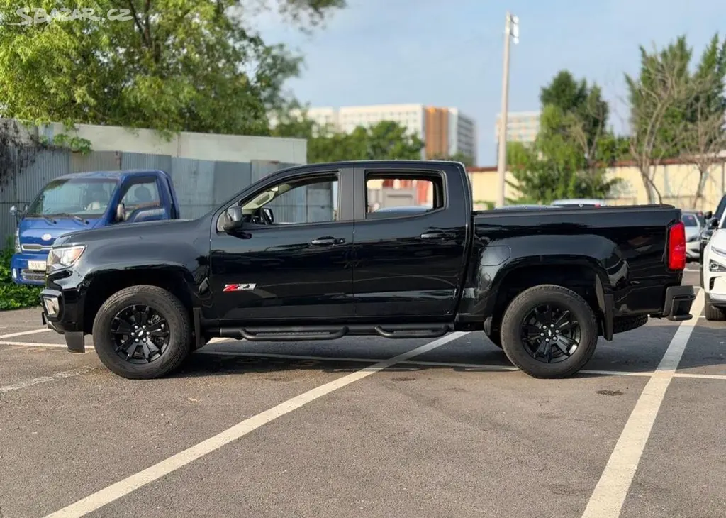 Chevrolet Colorado Z71 4x4 | 3.6 V6,EU,DPH,MIDNIG - fotka 2