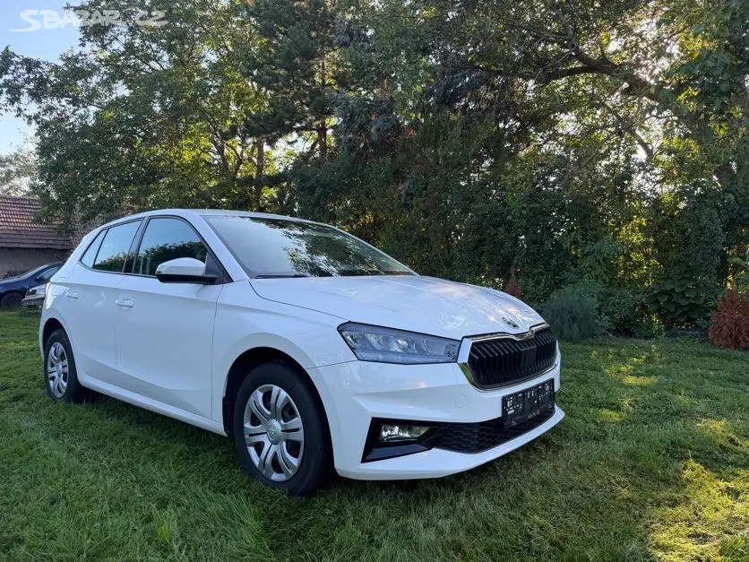ŠKODA FABIA IV 1,0TSI 70kW AMBIENTE - fotka 4