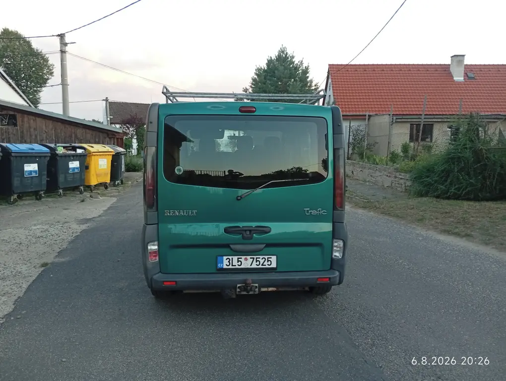 renault trafic 1.9 dci 74 kw camper - fotka 6